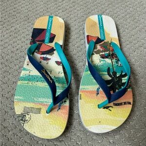 Ipanema x Salinas Flip Flops • Brazil Collab • Tropical Print • Size 9